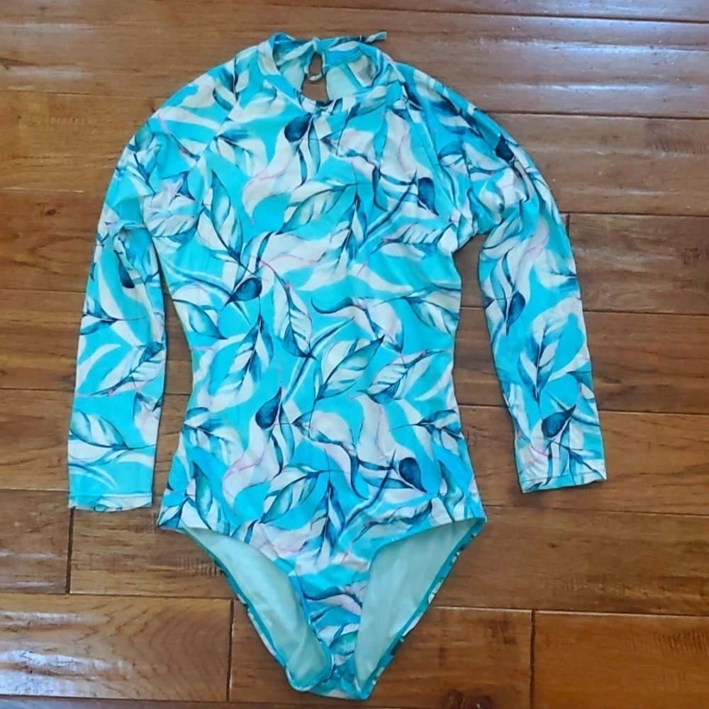 Beach lingo one piece bathing suit